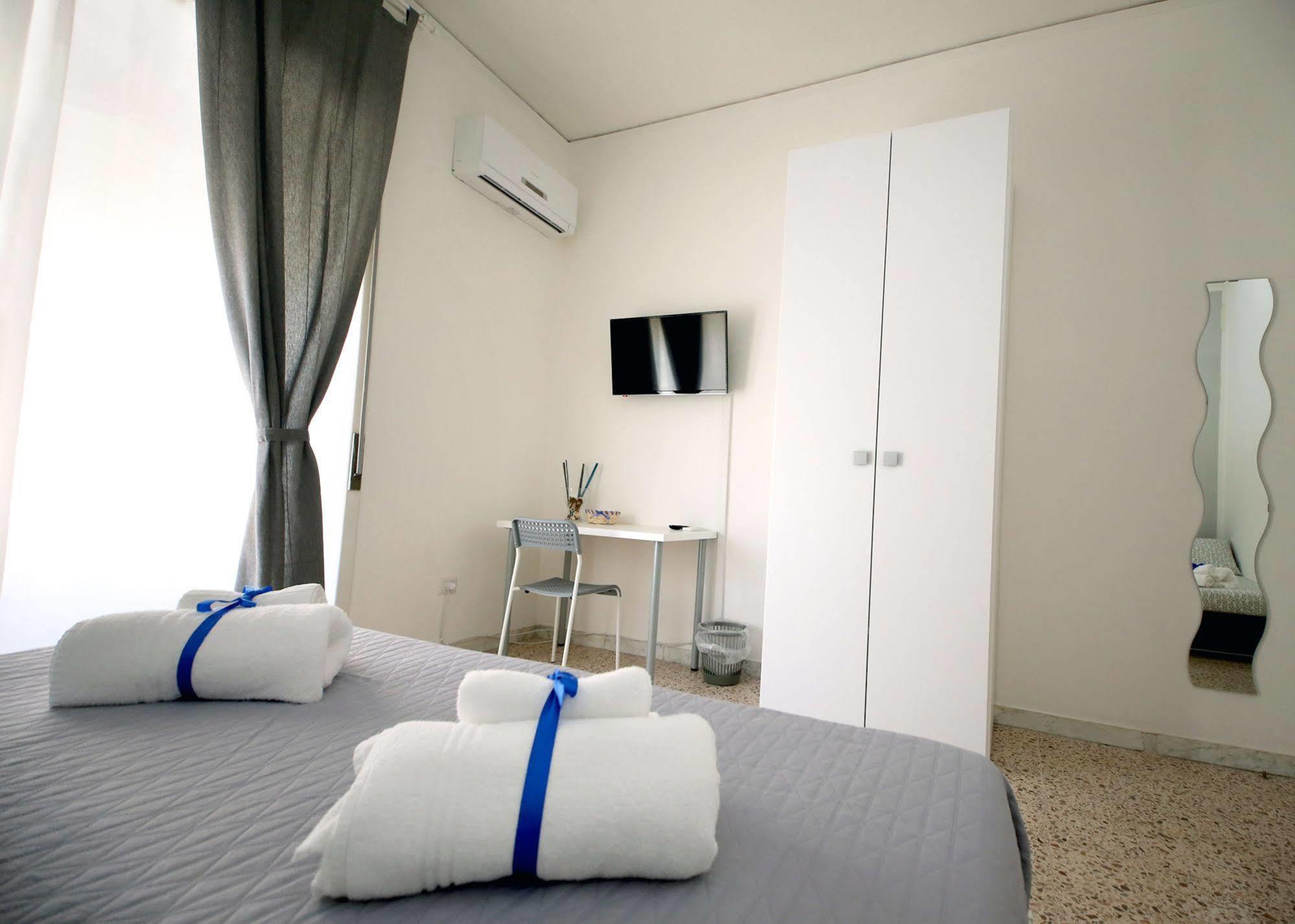 B&B Salernoway ภายนอก รูปภาพ